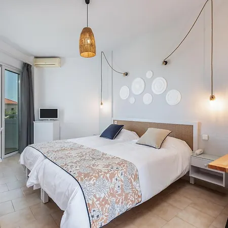 Mrs Chryssana (adults Only) 3* Κολυμβάρι