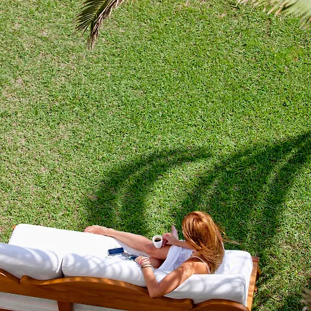 מלון Mrs Chryssana (adults Only) 3*