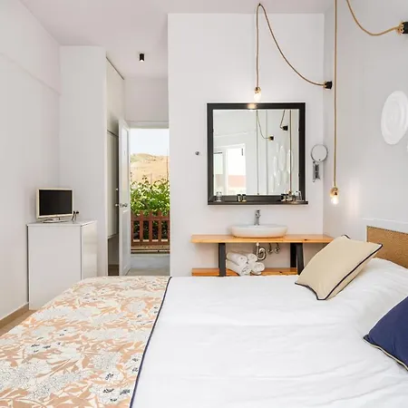 Hotel Mrs Chryssana (adults Only)